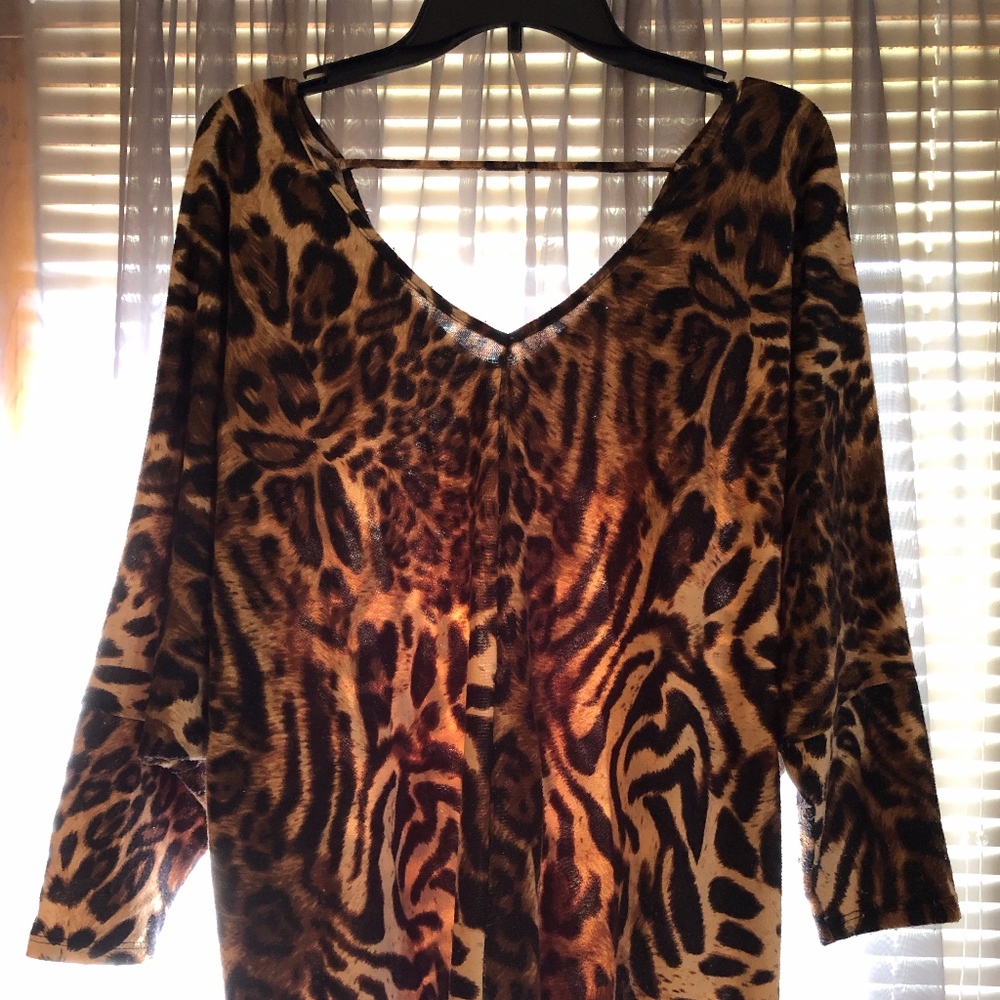 Leopard Top